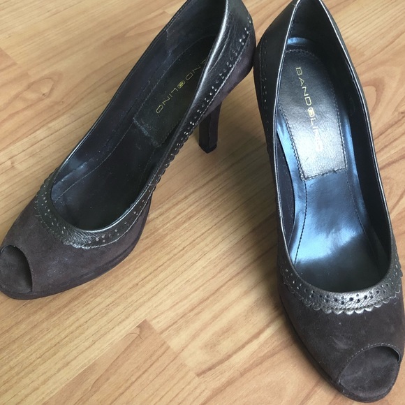 Bandolino, open toe high heels. Size 7 - Picture 2 of 4